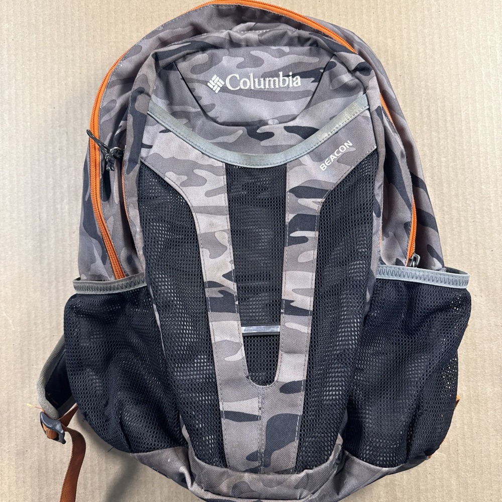 Columbia Camo Beacon III Backpack 24L Laptop Work School Hiking Outdoors Camping